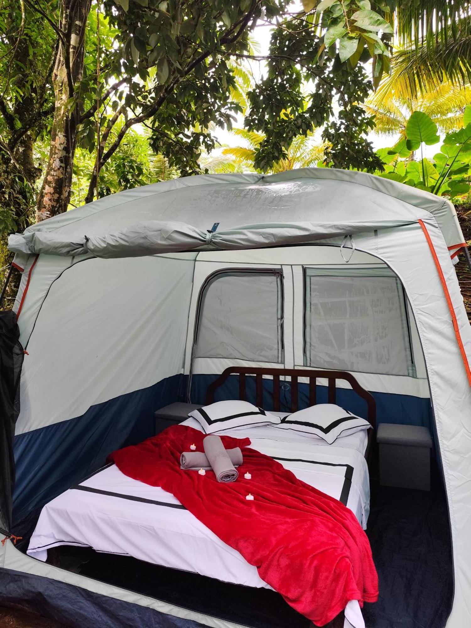 Camping A La Ferme Gros-Morne Exterior foto